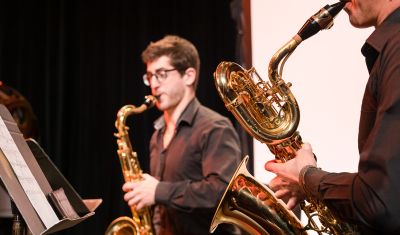 Image Saxophones